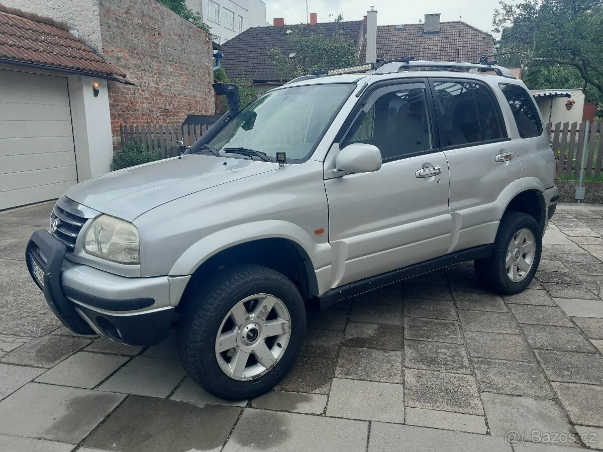 suzuki-grand-vitara-2-5-v6-automat - 3
