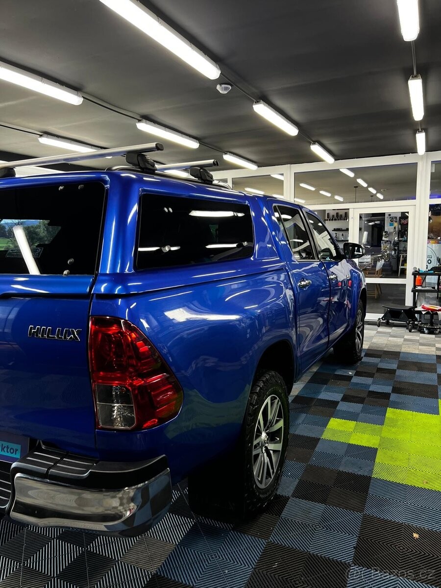 toyota-hilux-2-4-d-at-2018-odpocet-dph - 1