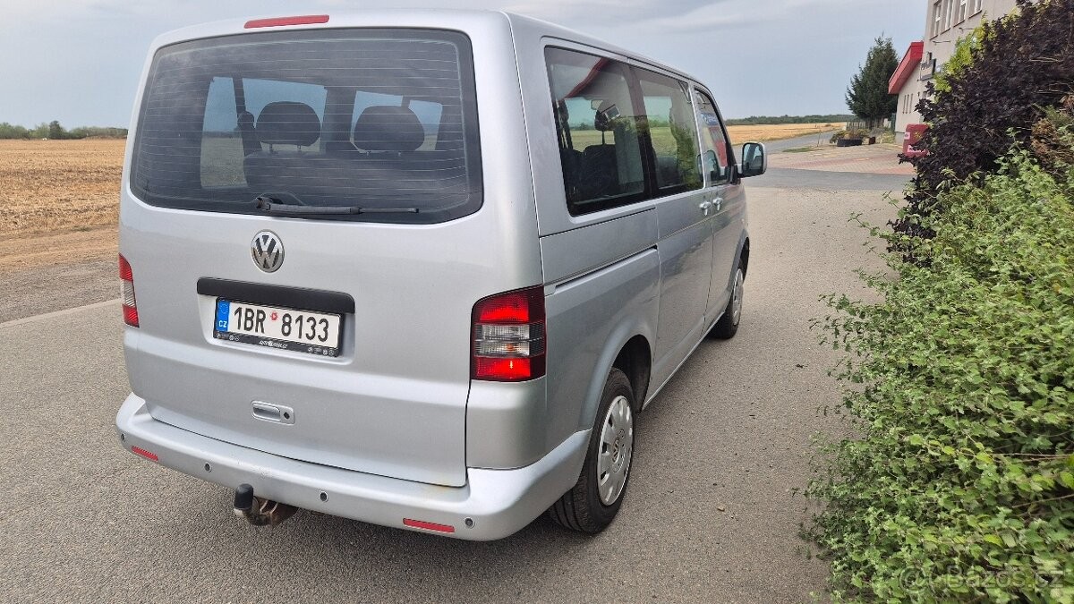 volkswagen-caravelle-2-5-t5 - 2