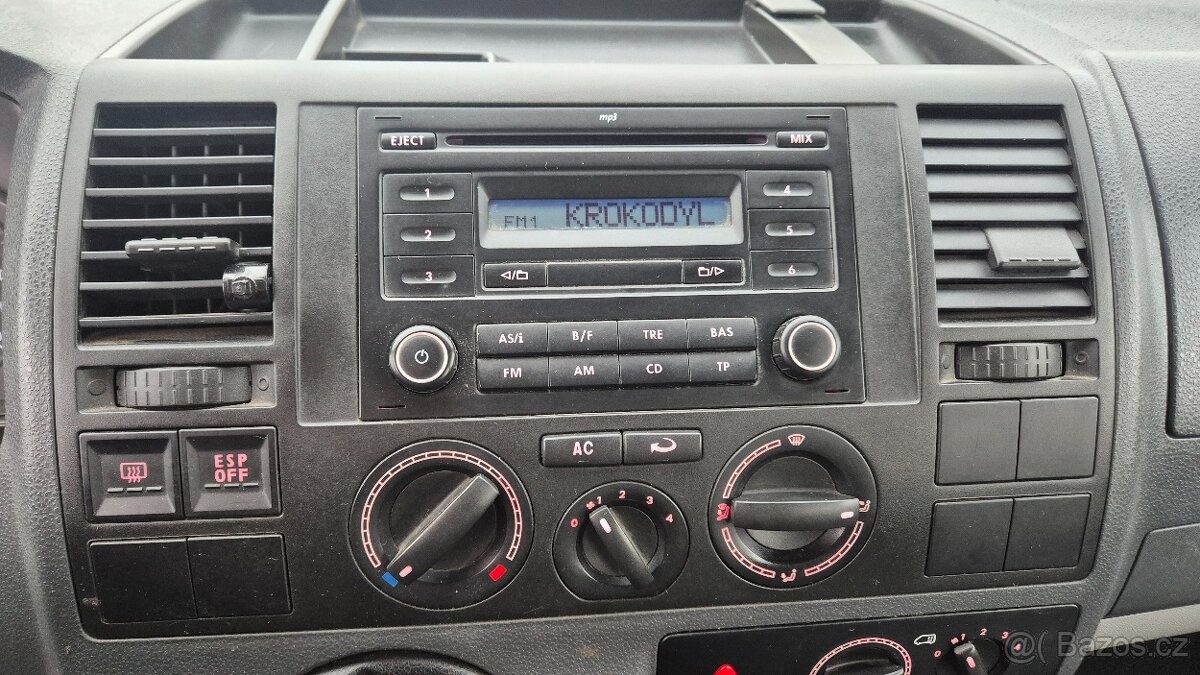 volkswagen-caravelle-2-5-t5 - 3
