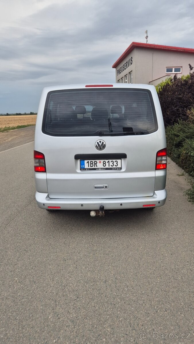 volkswagen-caravelle-2-5-t5 - 8