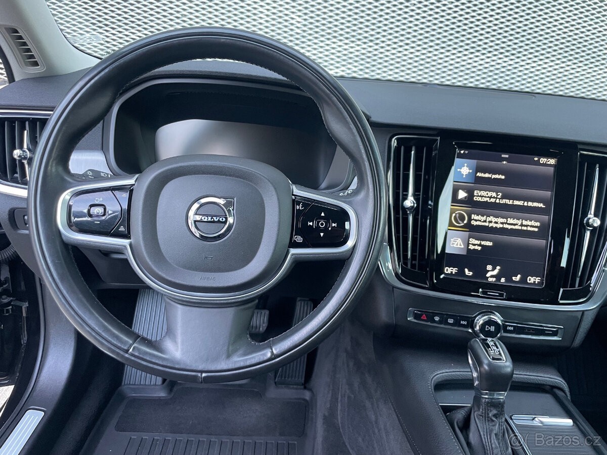 volvo-v90-2-0-145kw-automat-93-400-km - 4