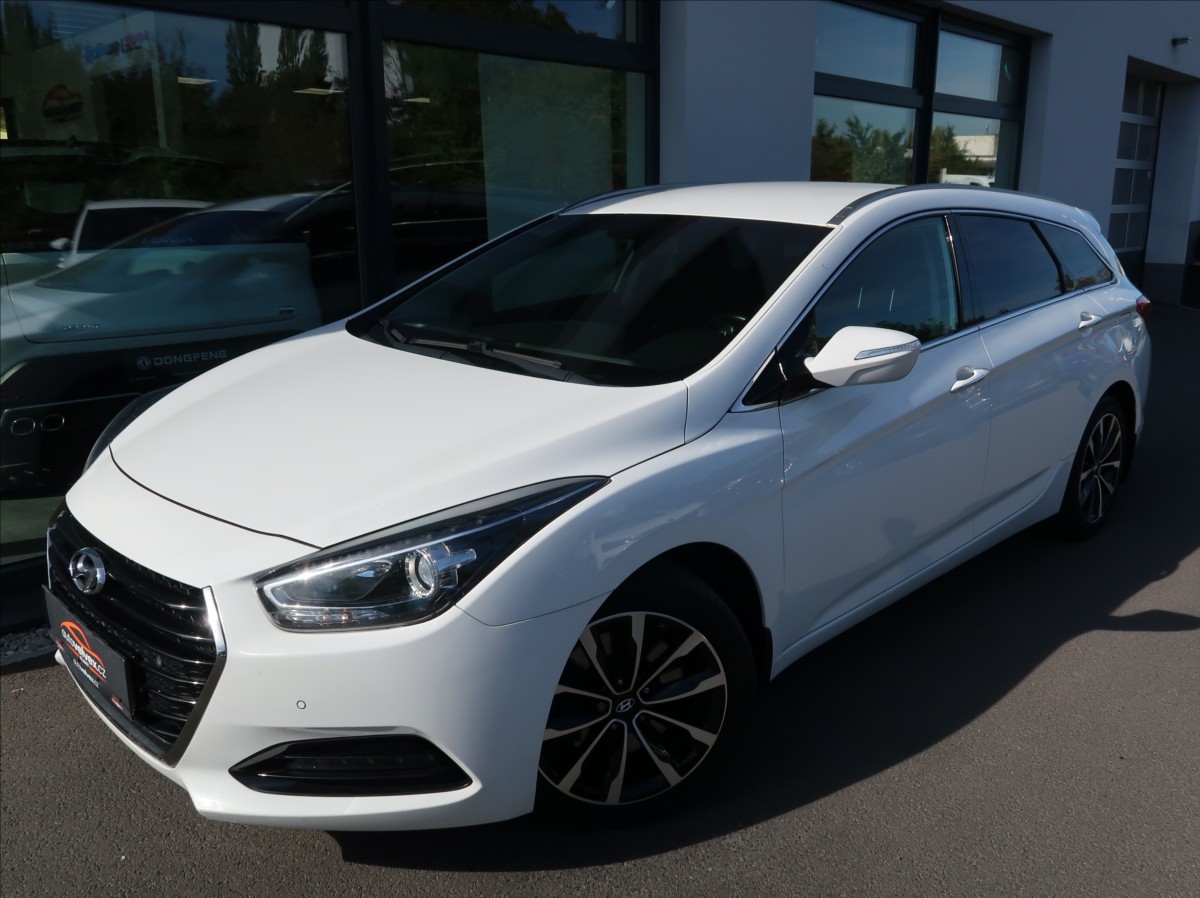 Hyundai i40 1,7 CRDi,104kW,1majČR,automat