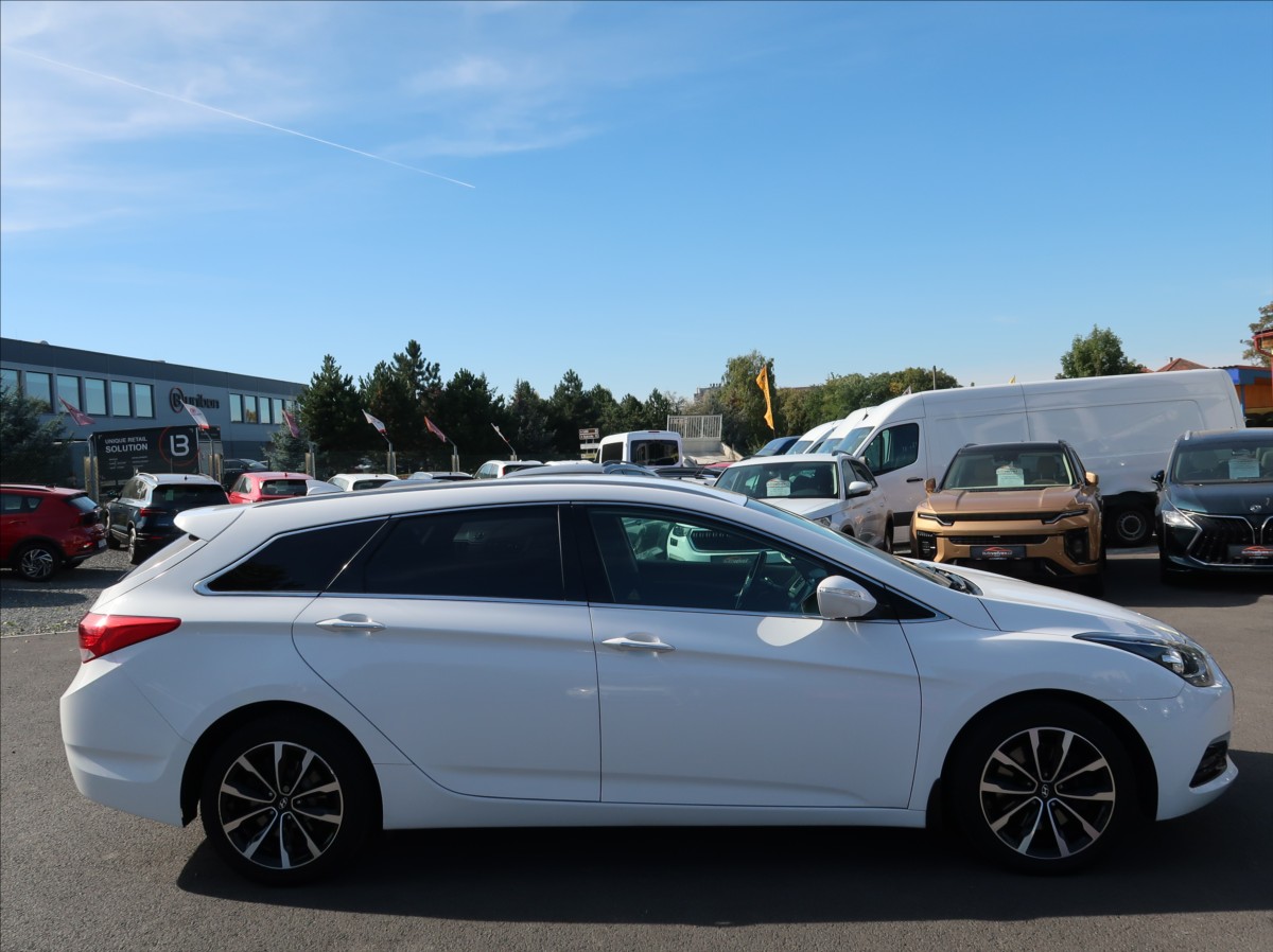hyundai-i40-1-7-crdi-104kw-1majcr-automat - 4