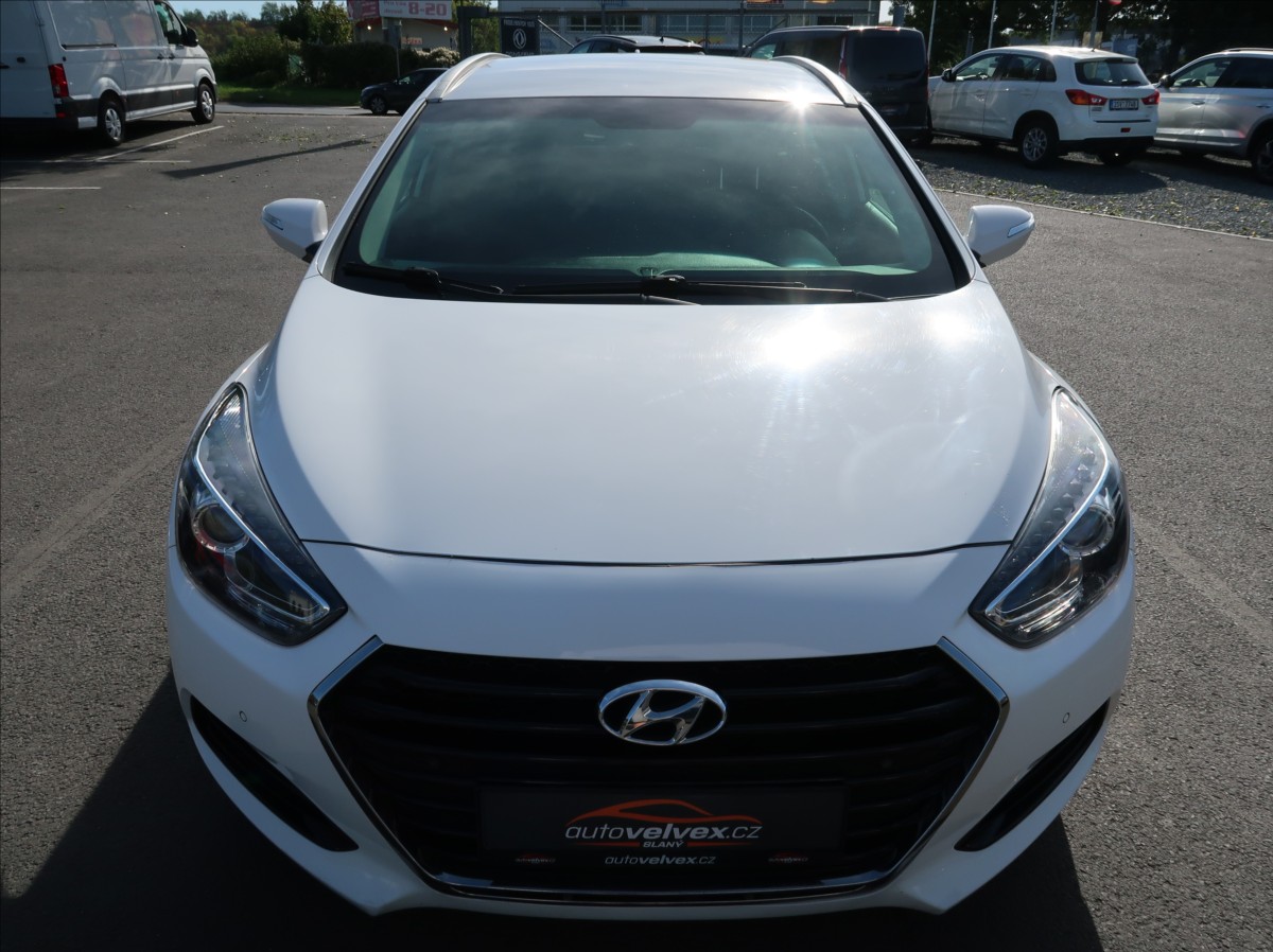 hyundai-i40-1-7-crdi-104kw-1majcr-automat - 6