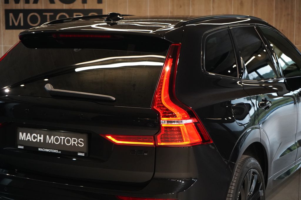 volvo-xc60-b5-plus-black-edition-360 - 8