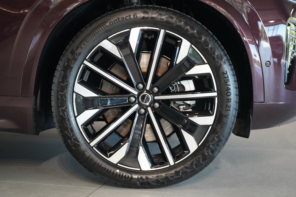 volvo-xc90-t8-plus-dark-vzduch-360 - 4