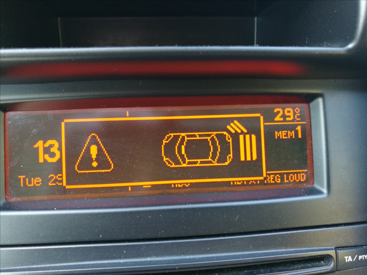 peugeot-3008-1-6-i - 9