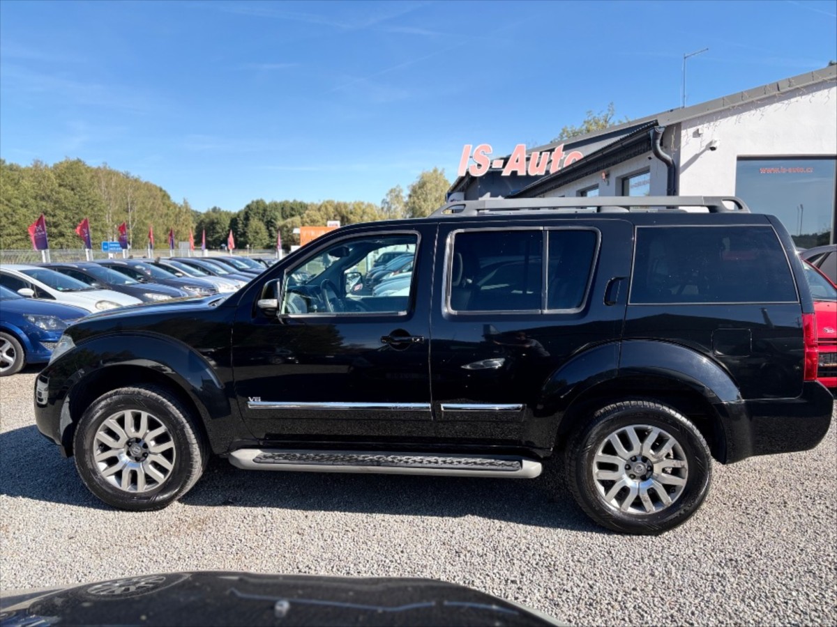 nissan-pathfinder-3-0-dci-v6-24v-4x4-novy-olej-v-prevodovce - 6