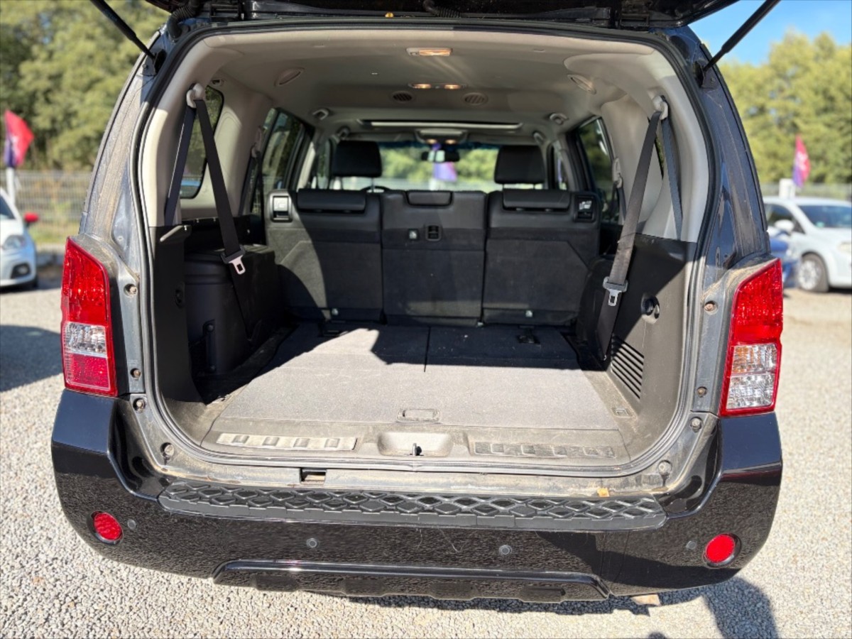 nissan-pathfinder-3-0-dci-v6-24v-4x4-novy-olej-v-prevodovce - 7