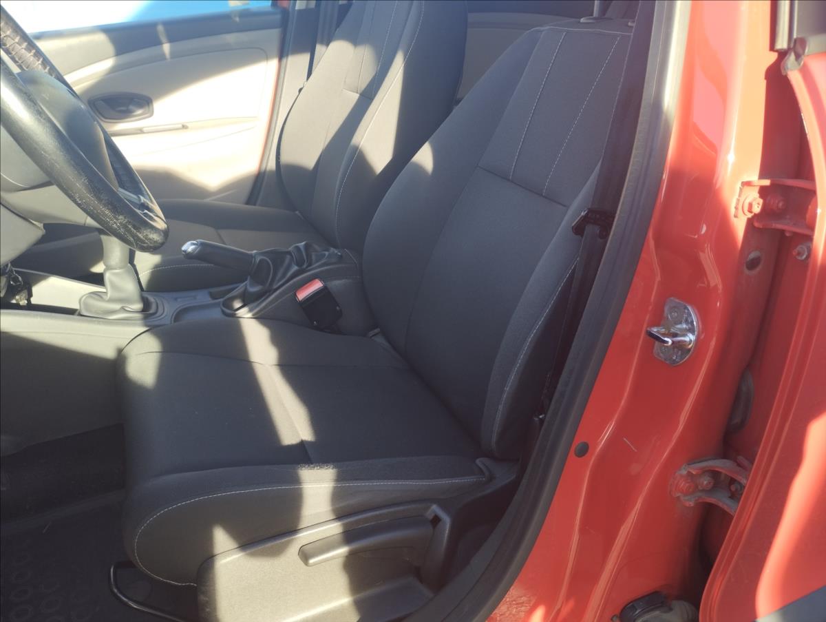 renault-megane-1-6-74kw-1-majitel-nove-v-cr-megane - 6