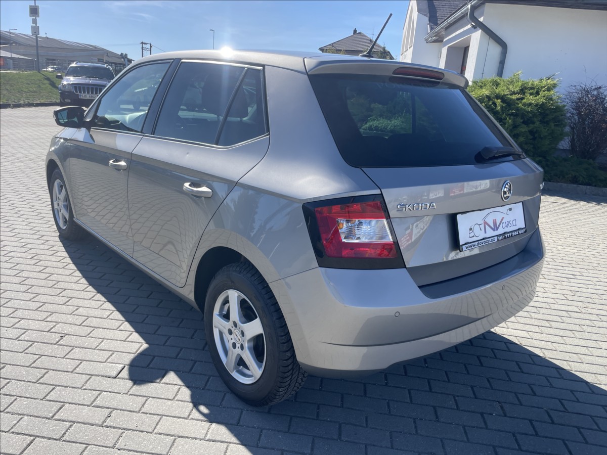 skoda-fabia-1-2-tsi-66kw-style-klima-esp-vyhr - 2