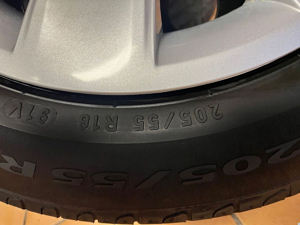 bmw-rada-3-let-kol-vcetne-pneu-205-55-16 - 4