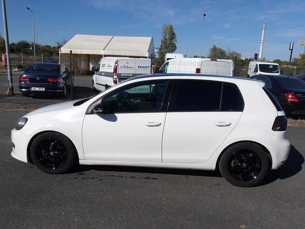 volkswagen-golf-1-6tdi-77kw-cr - 4