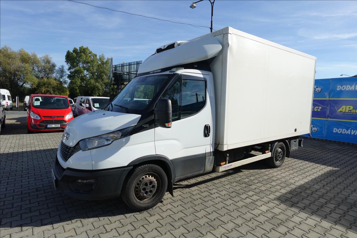 iveco-daily-3-0-hpt-35s18-skrin-chladak - 1