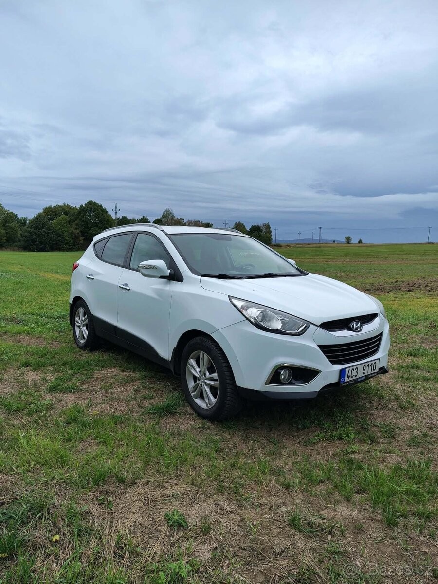 hyundai-ix35-2-0-i-benzin-4x4 - 1
