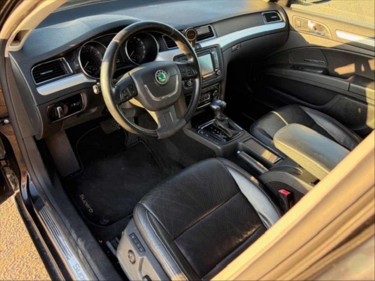 skoda-octavia-3-6-v6-l-k-dsg-dph-f1-4x4 - 9