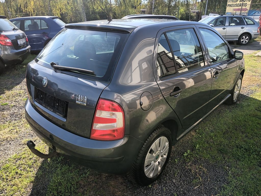 skoda-fabia-1-2-htp-cool - 4