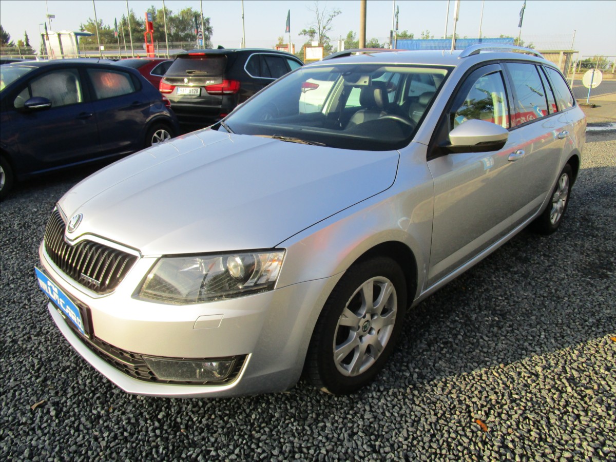 Škoda Octavia Combi 1.6TDi Greenline, Bi-xenony, kůže