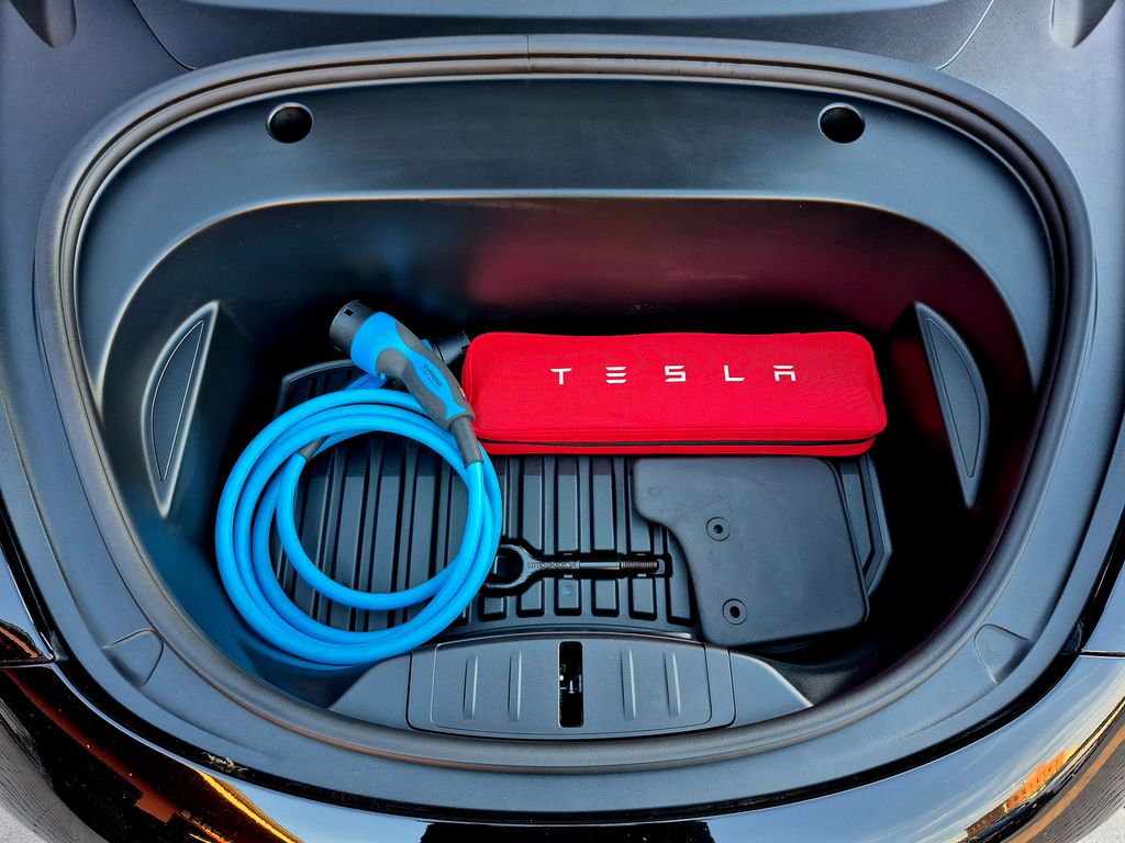 tesla-model-3-long-range-dual-motor-366-kw-soh-89-3-eap - 7