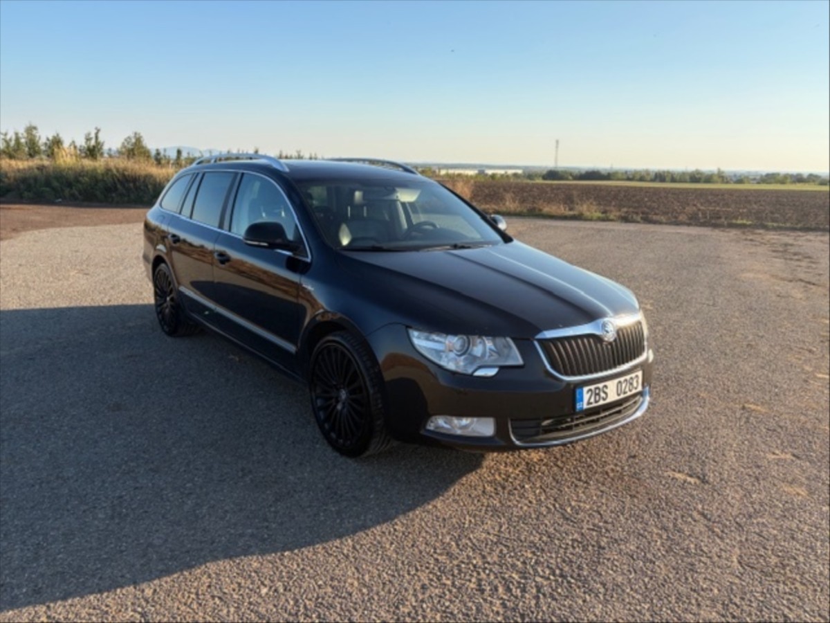Škoda Superb 3,6   V6 L&K DSG DPH F1 4X4