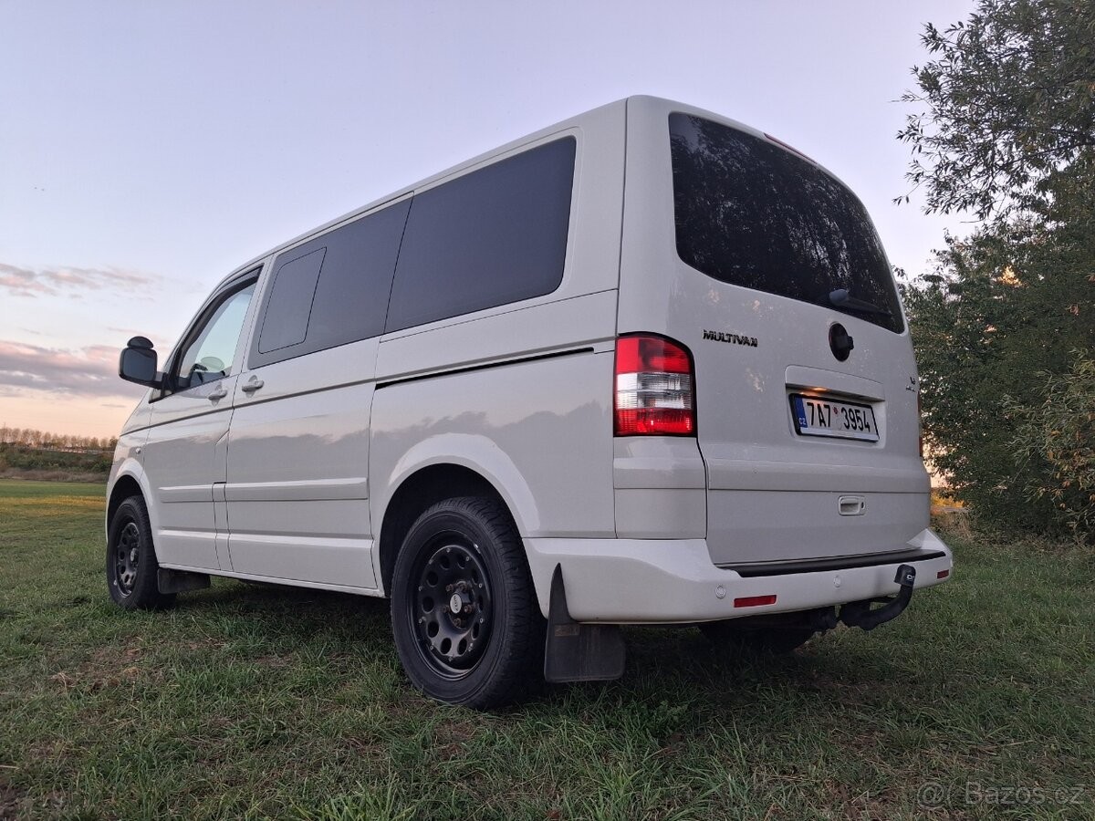 volkswagen-multivan-3-2-vr6-highline-4motion - 3