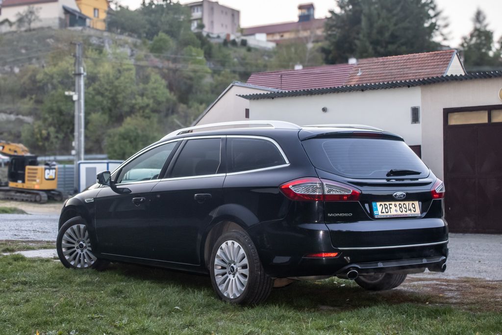 ford-mondeo-automat-176kw-239k-servisovane - 6