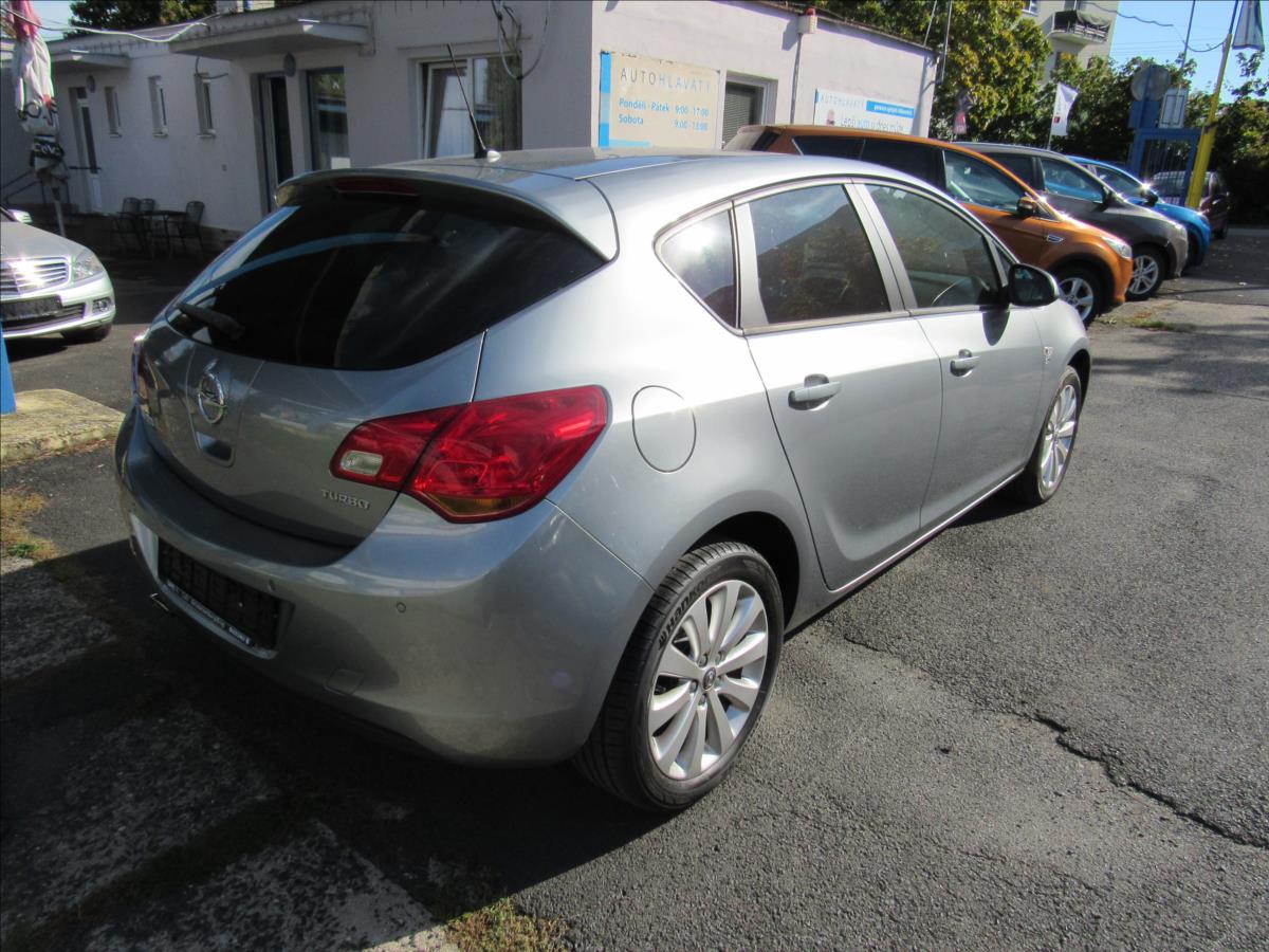 opel-astra-1-4-turbo-103kw - 5