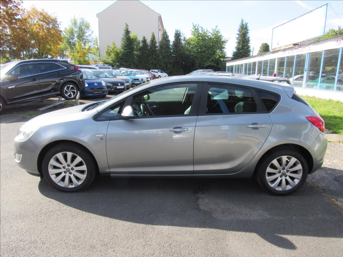 opel-astra-1-4-turbo-103kw - 6