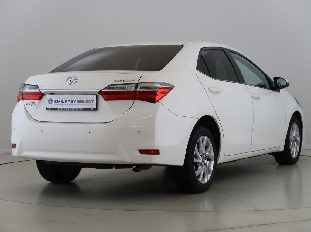 toyota-corolla-1-6vvt-i-97kw-manual-cz - 4