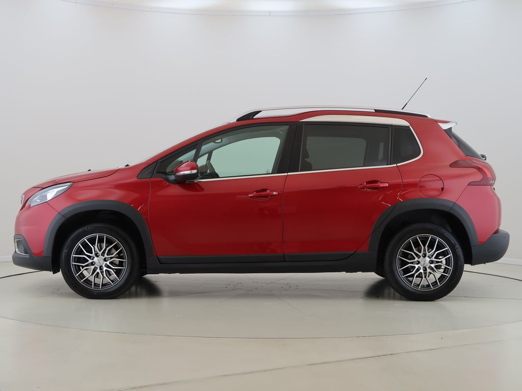 peugeot-2008-1-2-puretech-allure-81kw-cz - 7