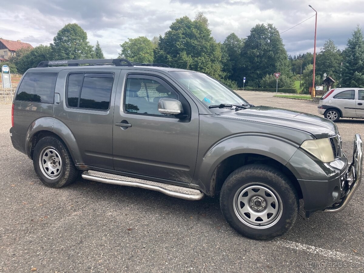 nissan-pathfinder-2-5-2007 - 1
