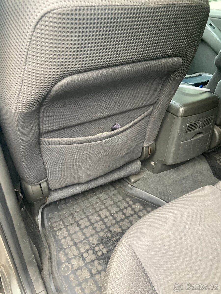 nissan-pathfinder-2-5-2007 - 2