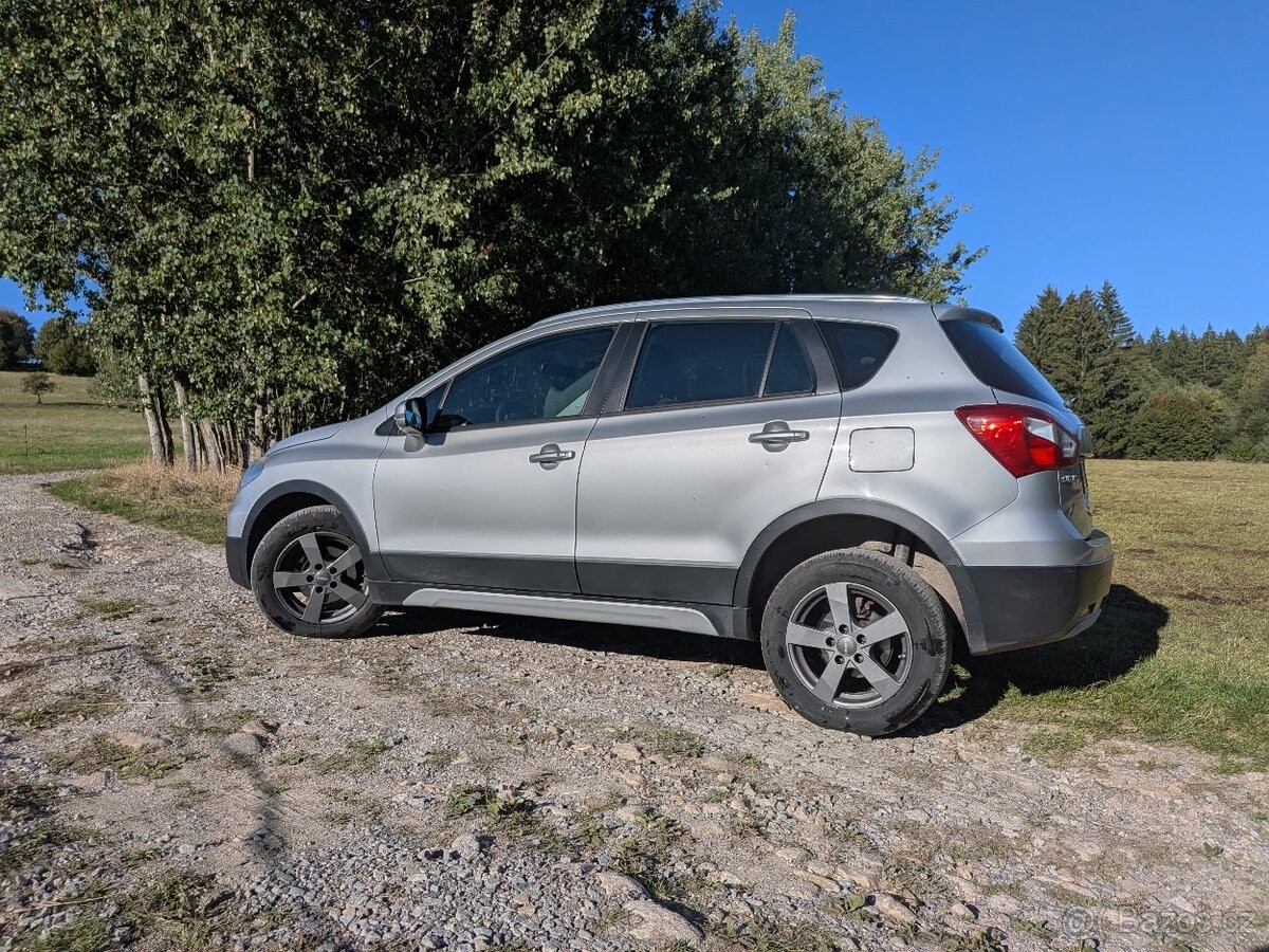 suzuki-sx4-1-6-s-cross-4x4 - 4