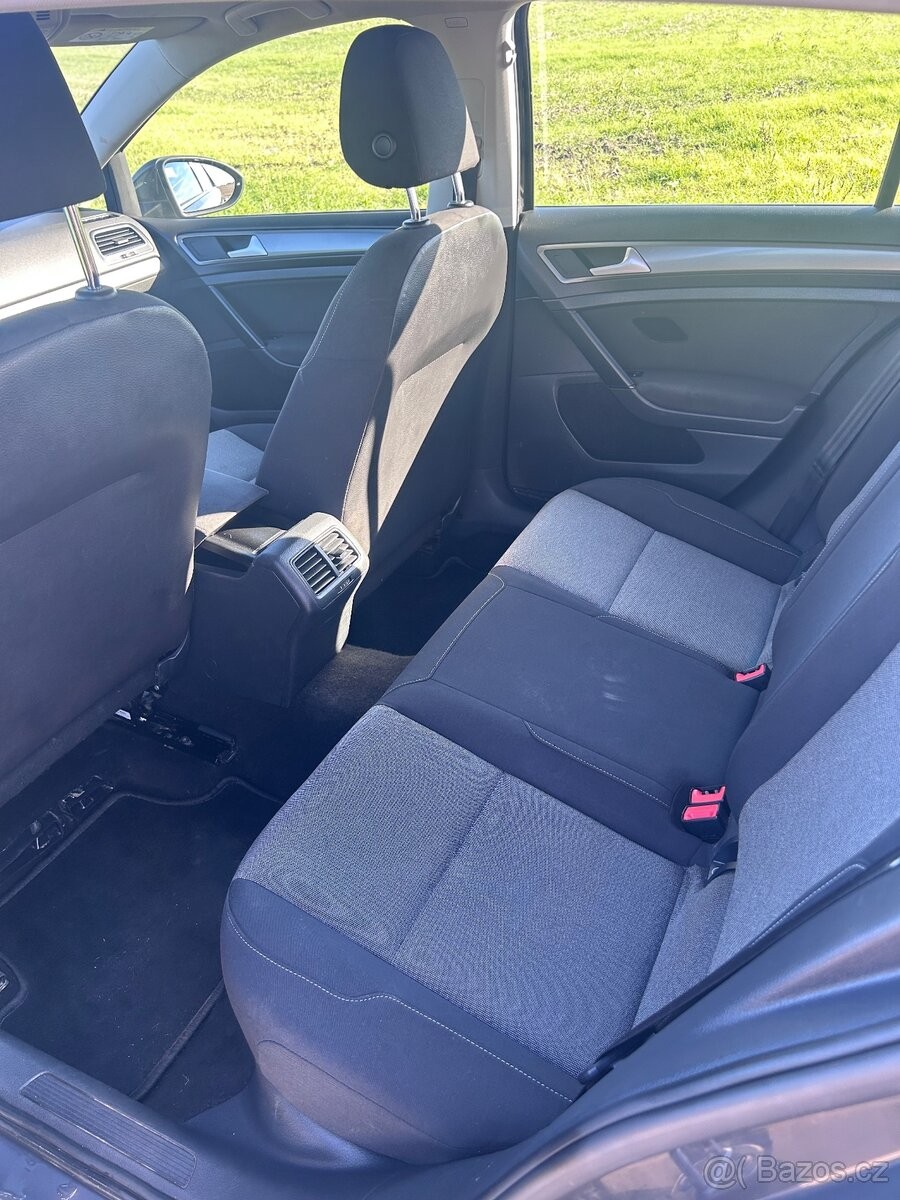 volkswagen-golf-1-2-tsi-63-kw-r-2015-181-000-km - 7