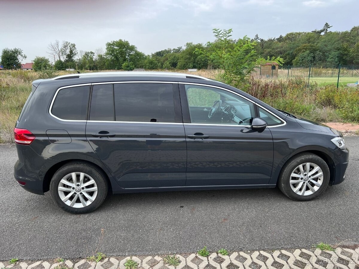 volkswagen-touran-1-5-tsi-highline-dsg-puvod-cr - 1