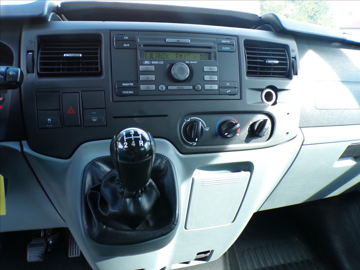 ford-transit-2-2-tdci-klimatizace-9-mist - 7