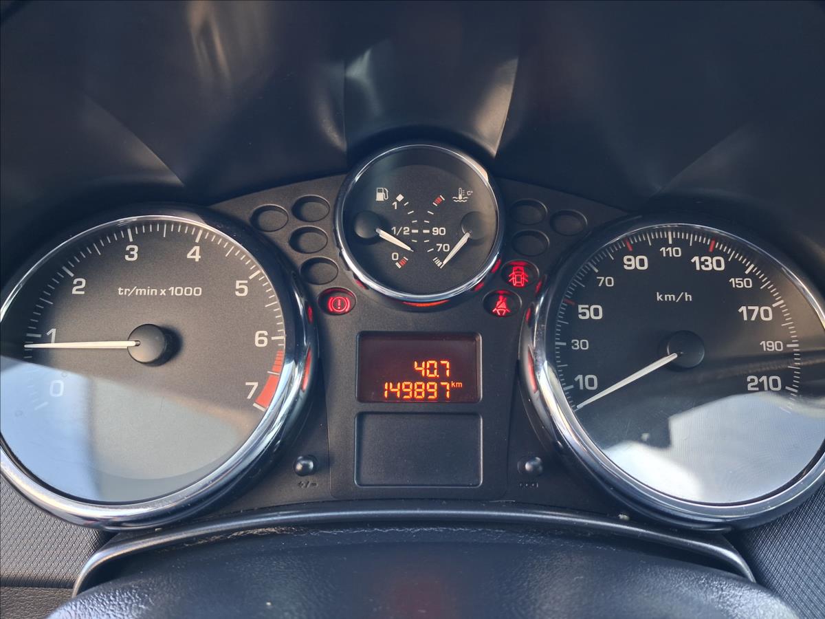 peugeot-207-1-6-207-cc - 9