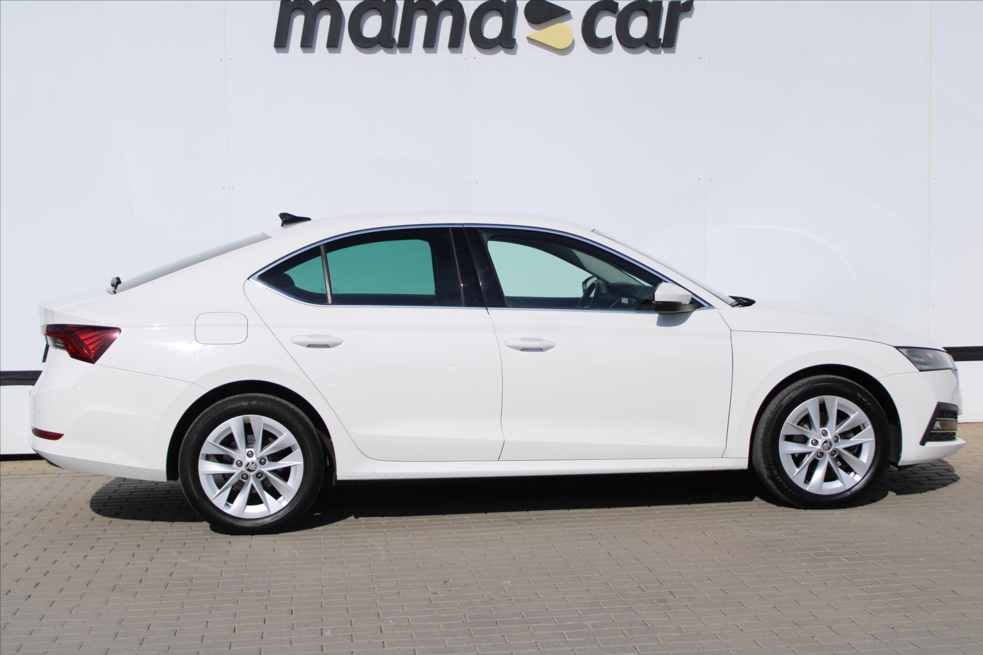 skoda-octavia-2-0tdi-style-1-maj-cr - 7