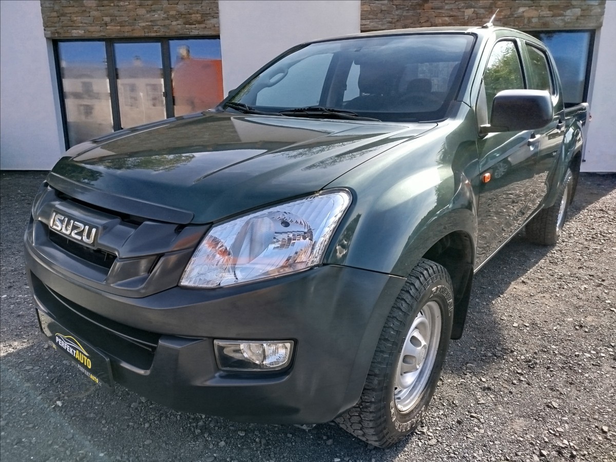 Isuzu D-Max 2,5 TD 120 kW,4X4,TZ na 3000kg