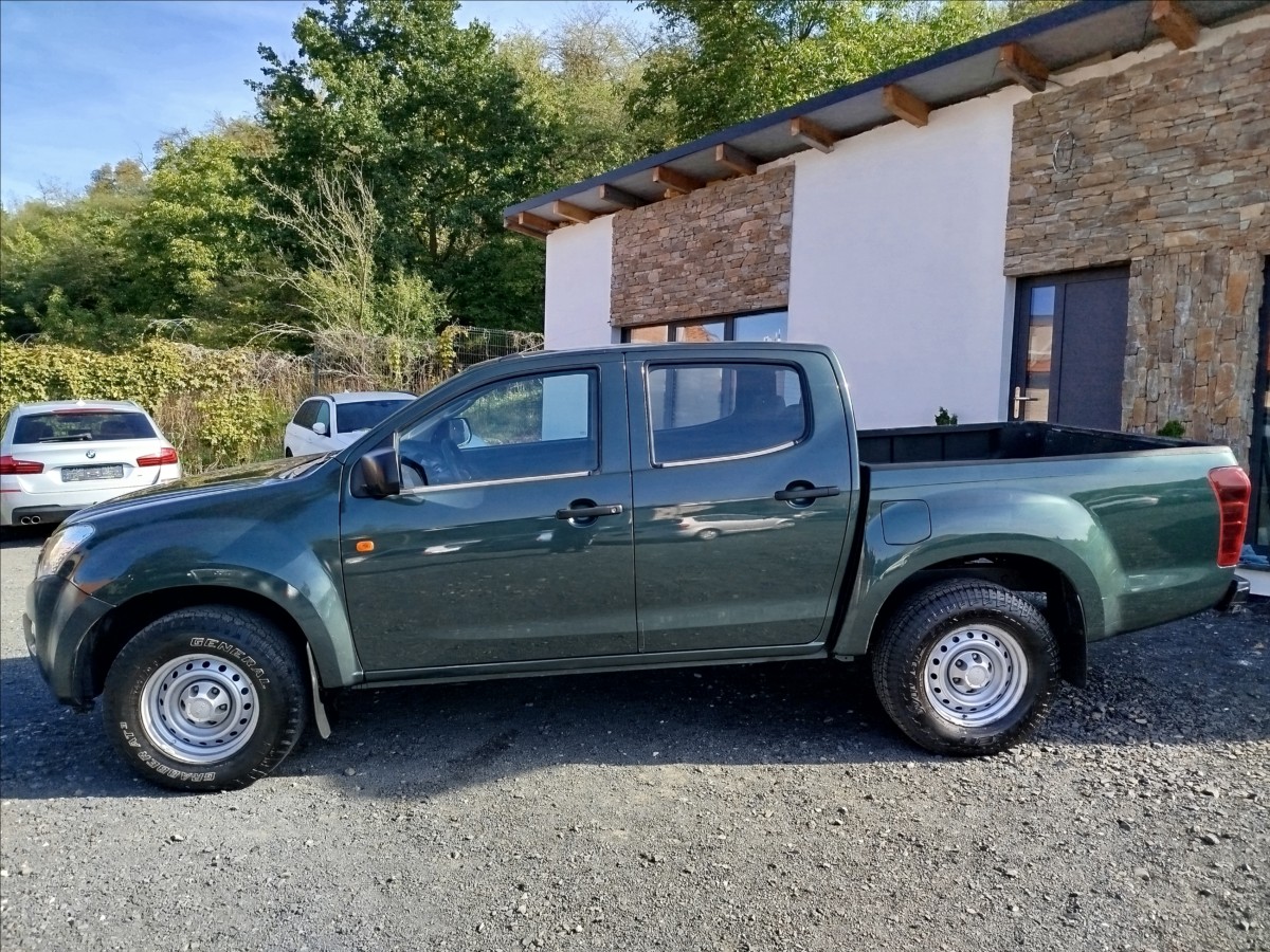 isuzu-d-max-2-5-td-120-kw-4x4-tz-na-3000kg - 2