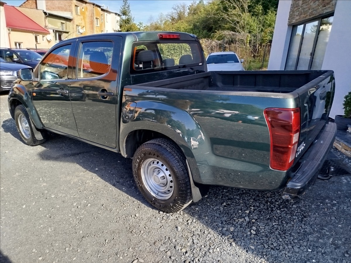 isuzu-d-max-2-5-td-120-kw-4x4-tz-na-3000kg - 3