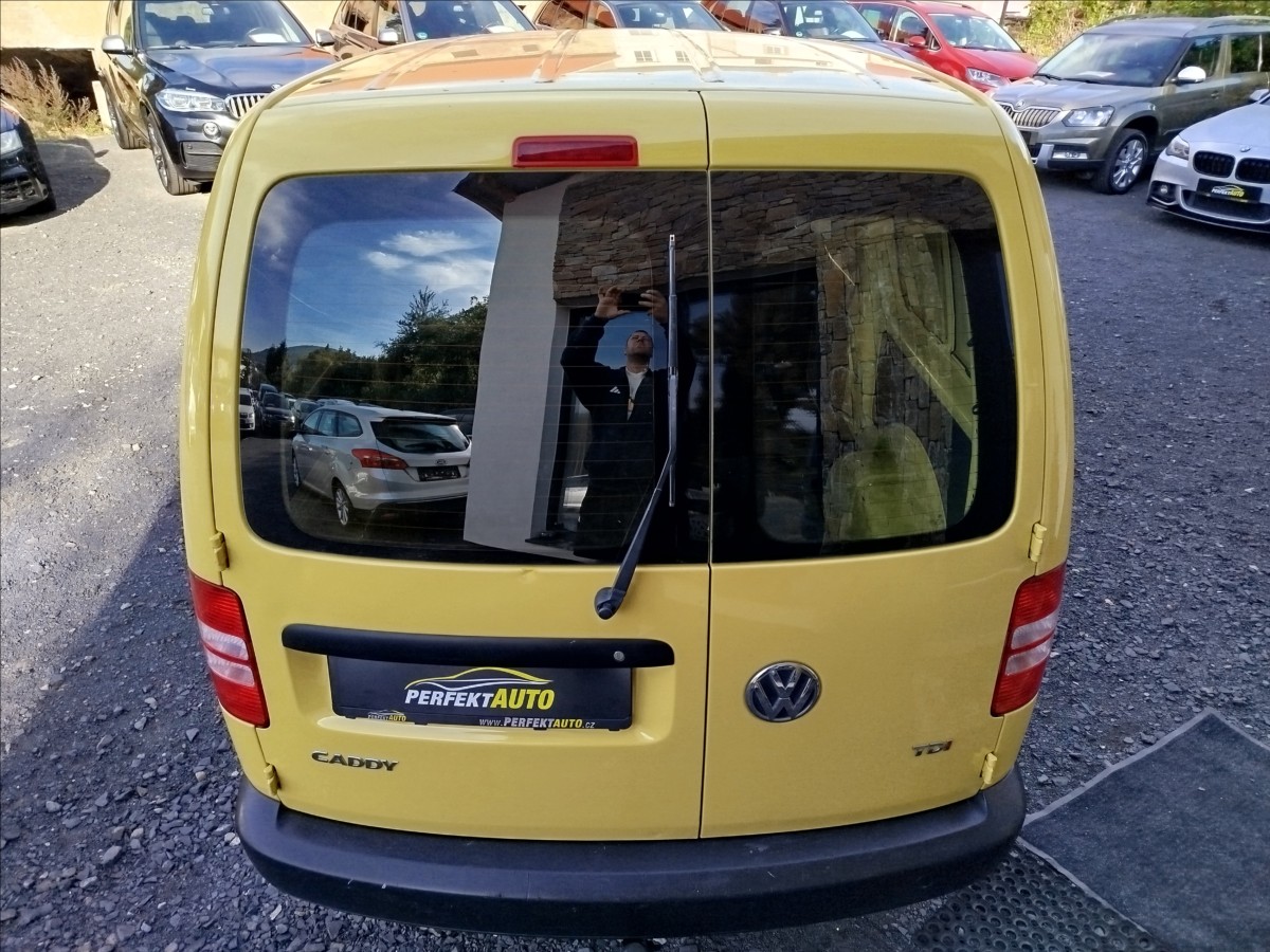 volkswagen-caddy-1-6-tdi-75-kw-maxi-vyhrev-el - 4