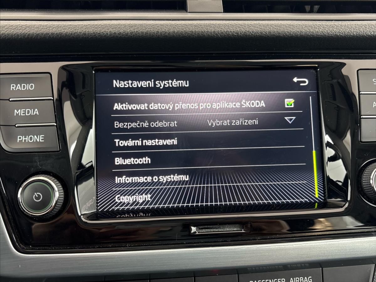 skoda-fabia-1-0-tsi-ambition-top - 7
