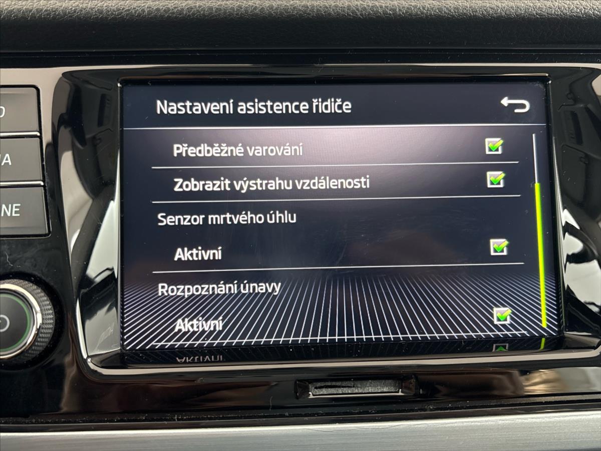 skoda-fabia-1-0-tsi-ambition-top - 9
