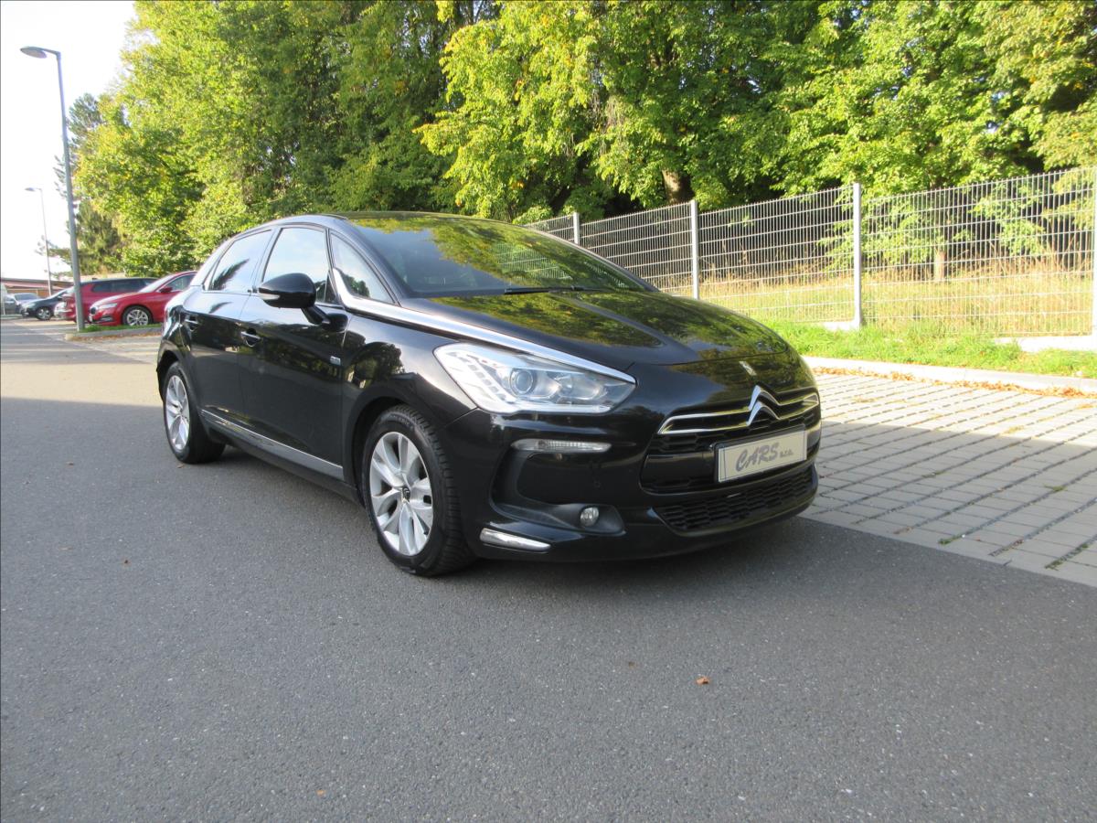 citroen-ds5-2-0-hdi-hybrid-4x4-automat - 4