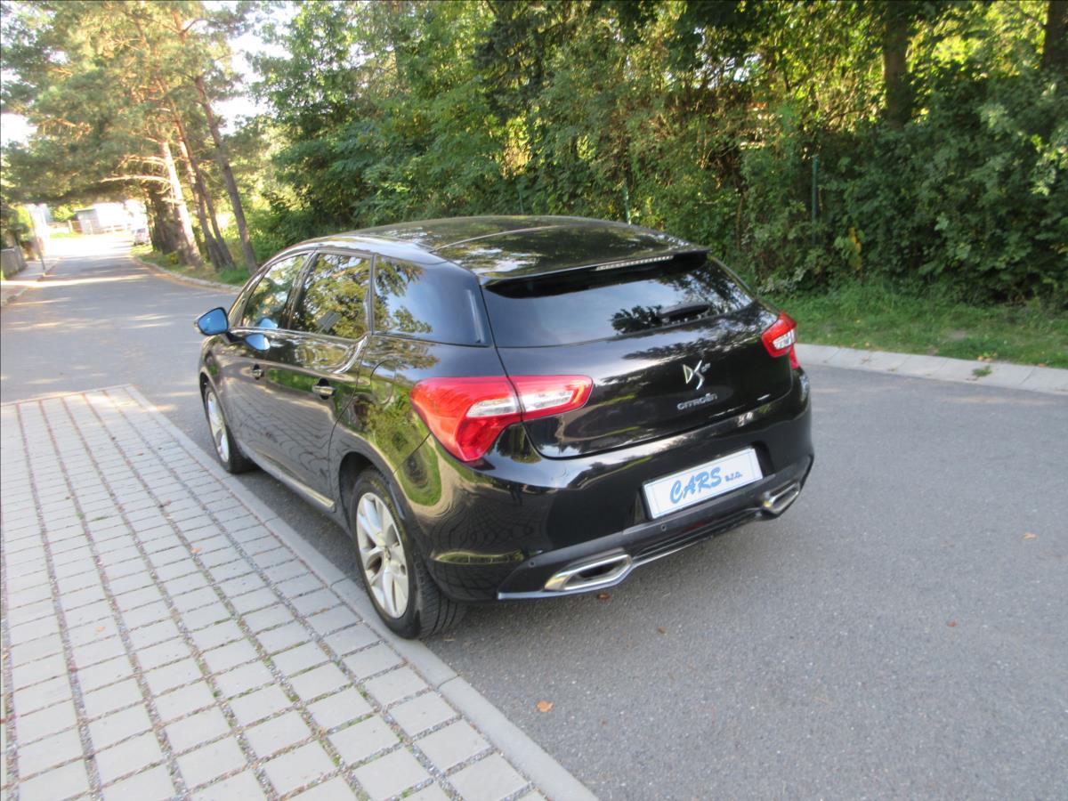 citroen-ds5-2-0-hdi-hybrid-4x4-automat - 6
