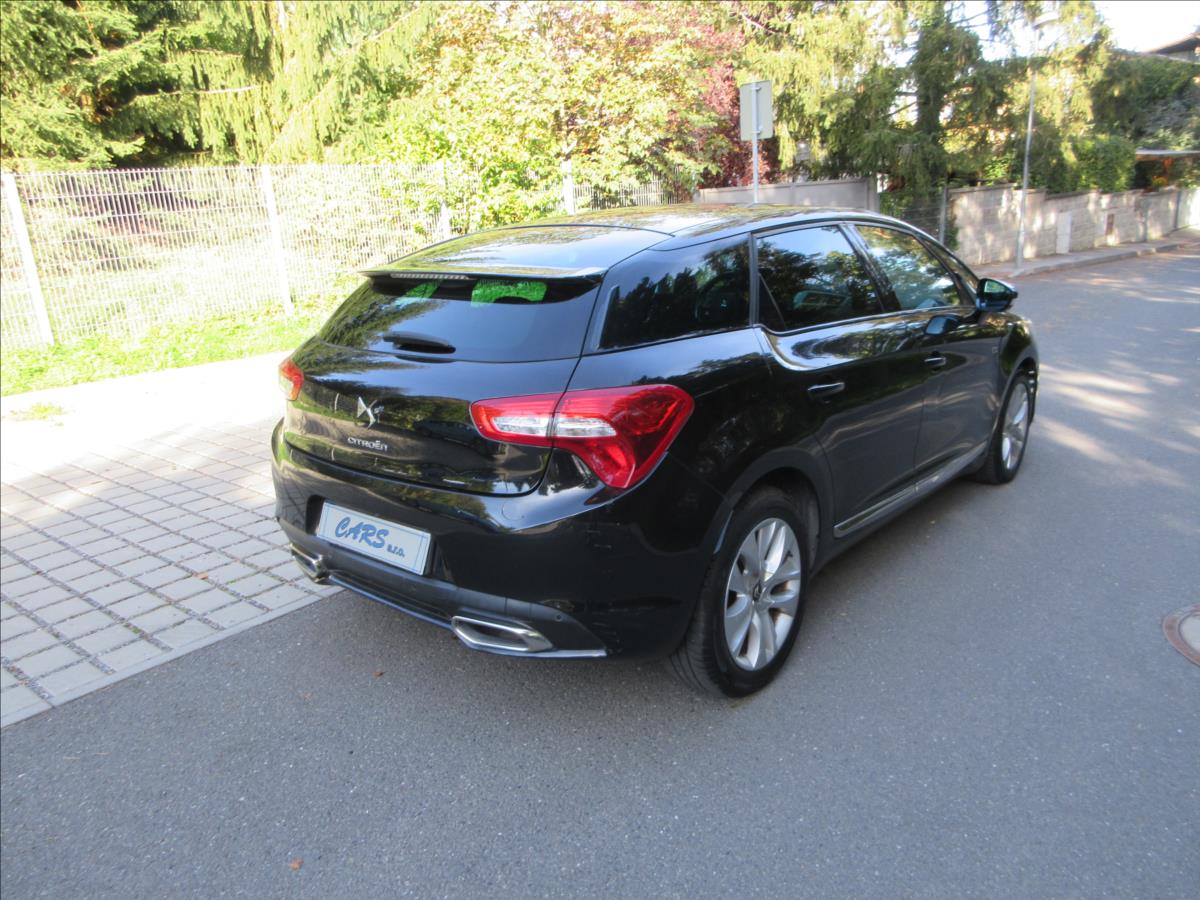 citroen-ds5-2-0-hdi-hybrid-4x4-automat - 8