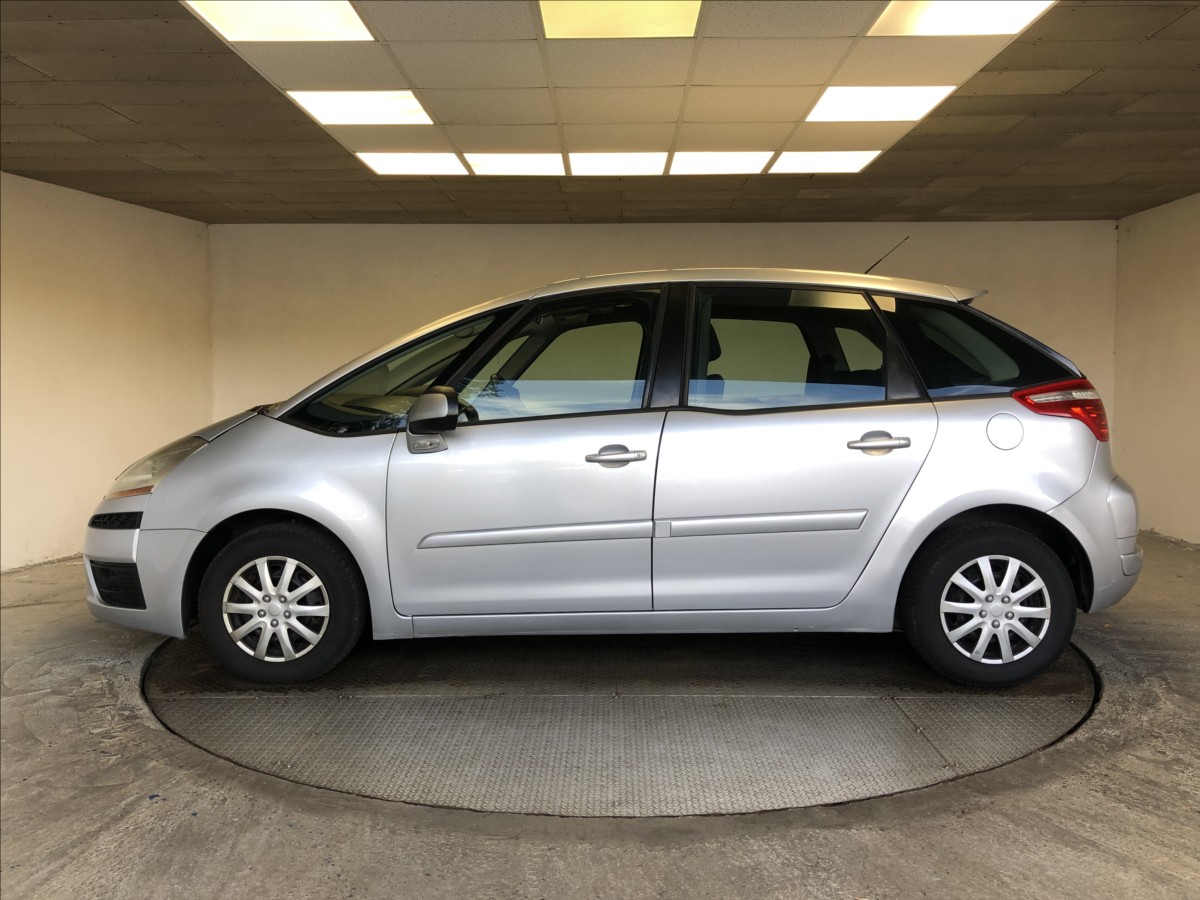 citroen-c4-picasso-1-6-hdi - 3