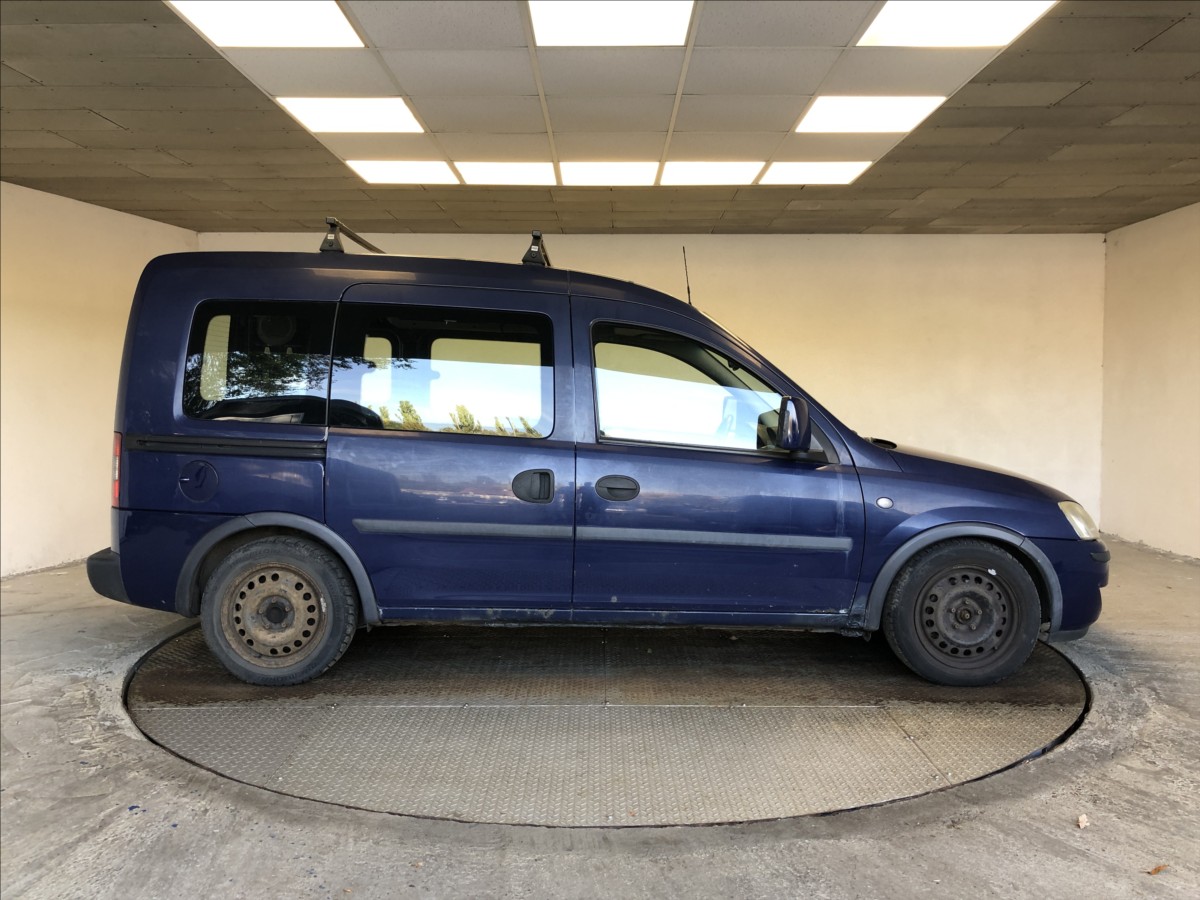 opel-combo-1-7-cdti - 7